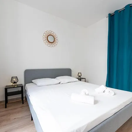 #hf La Gare Aux 400 Couverts Station Gem Tramway Apartamento